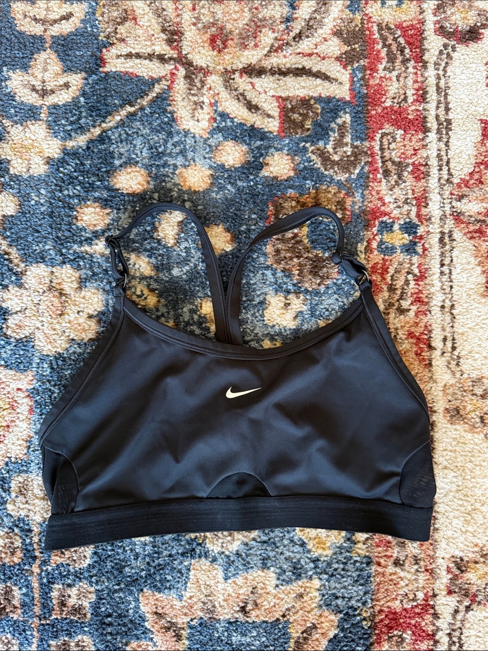 Nike Black Women's Medium-Impact Sports Bra with Thin Straps